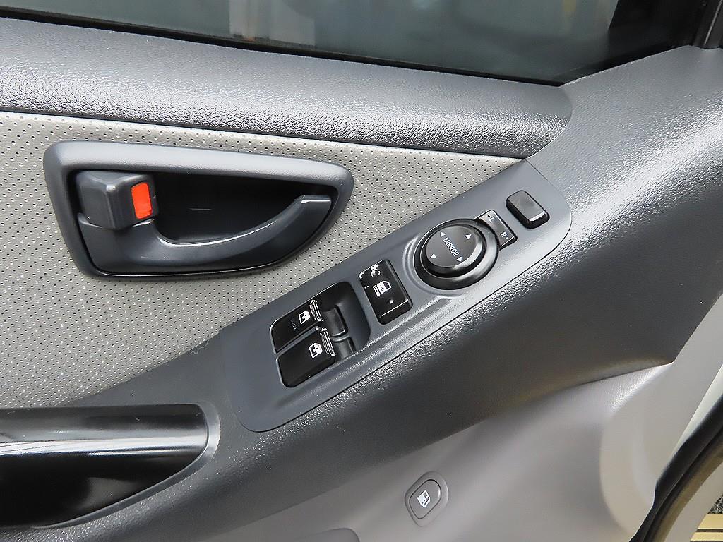 HYUNDAI Starex - Vista 11