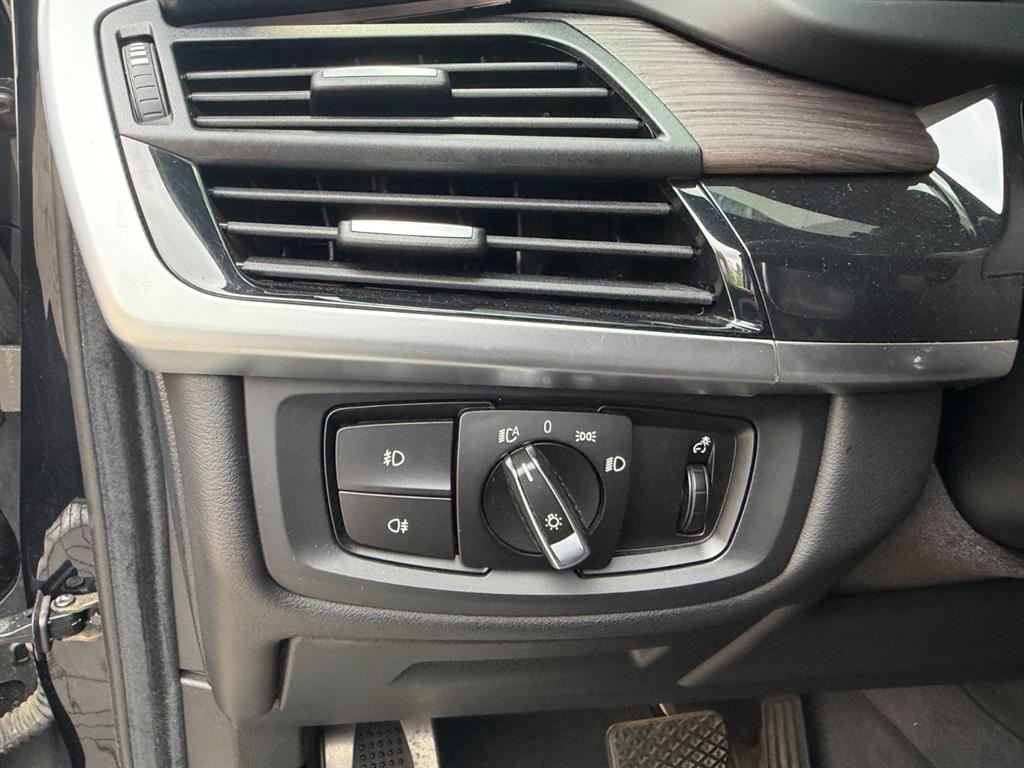 BMW X5 - Vista 11