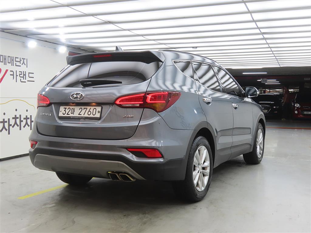 HYUNDAI Santa Fe - Vista 6