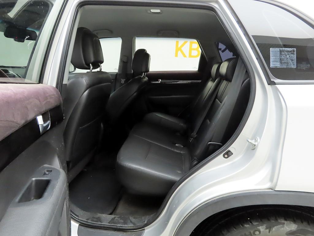 KIA Sorento 2013 Plateado - Importación desde Corea - HF Imports Iquique - Foto 14