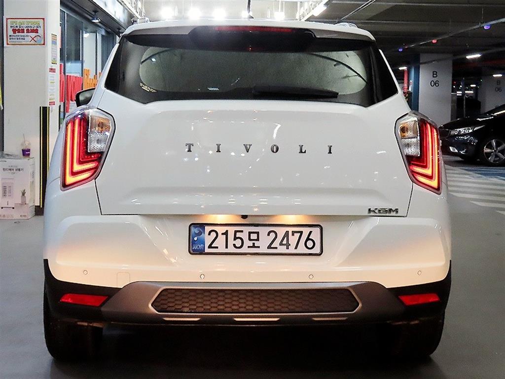 Ssangyong Tivoli - Vista 5