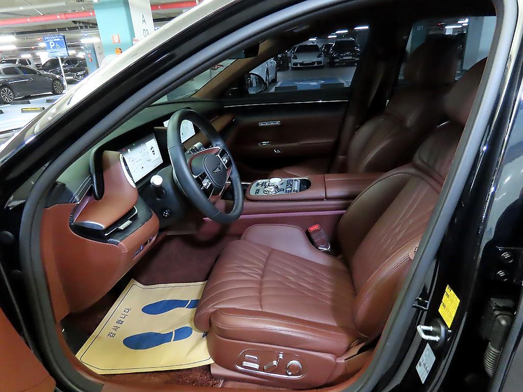 Genesis G90 - Vista 6