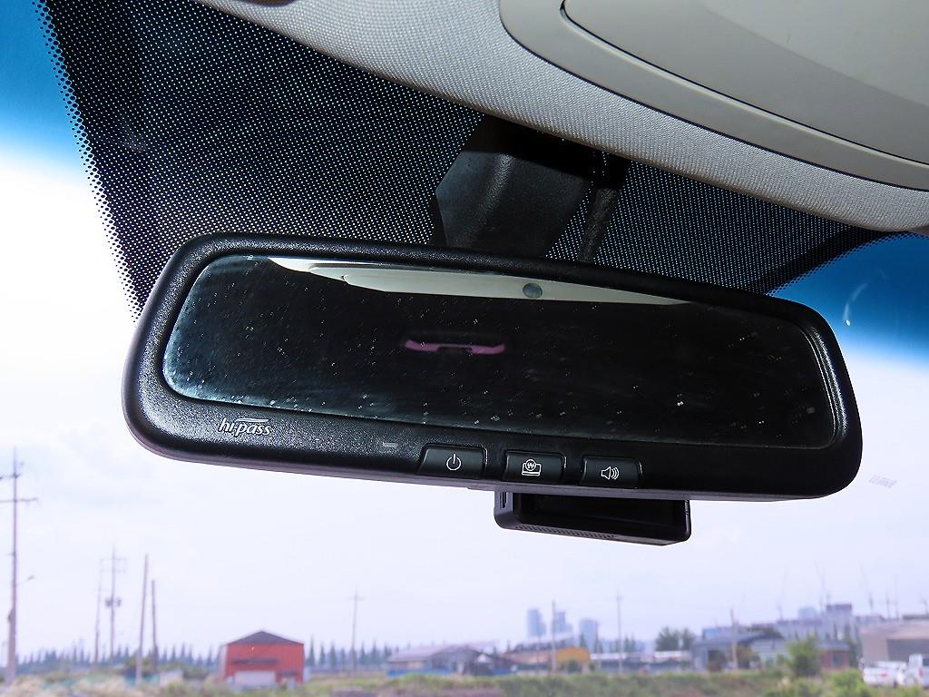 Ssangyong Korando - Vista 12
