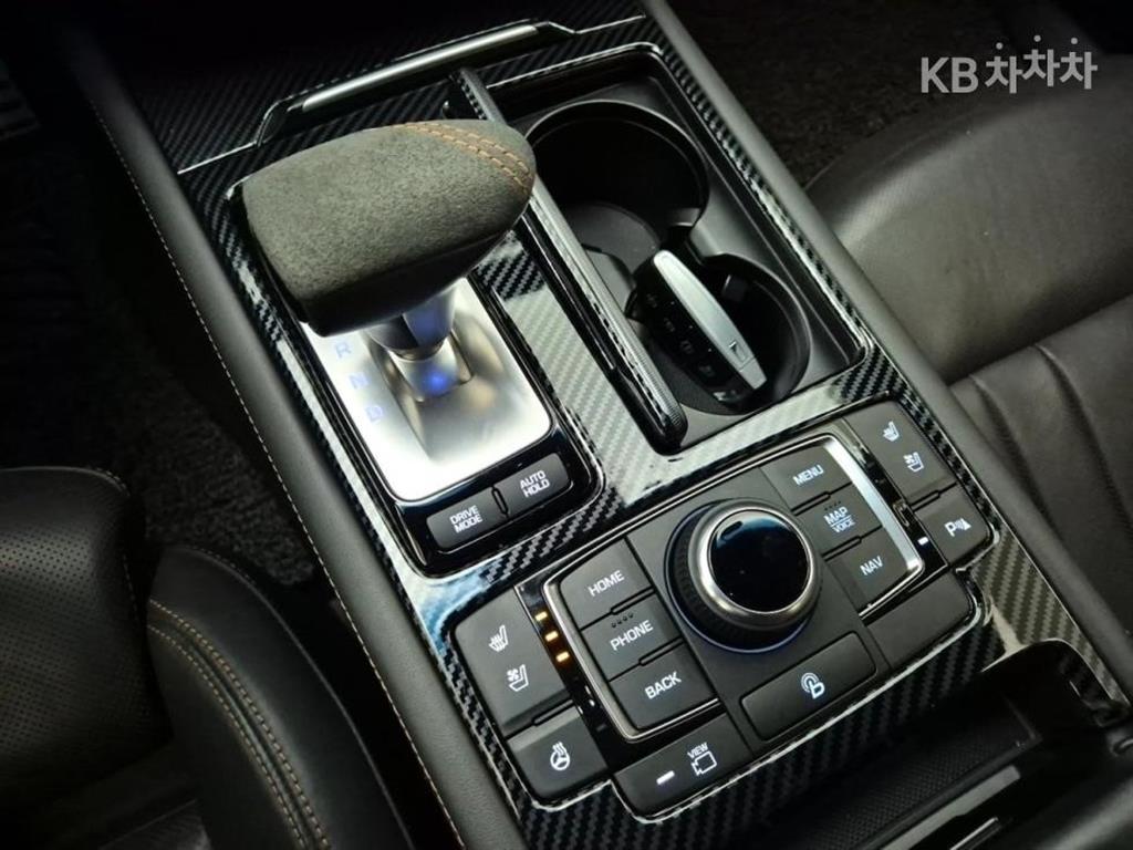 Genesis G80 - Vista 8