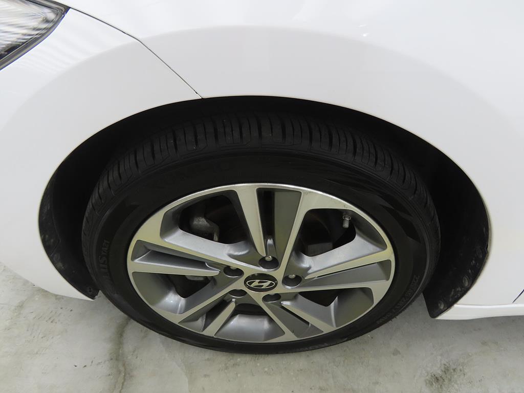 HYUNDAI Avante 2017 Blanco - Importación desde Corea - HF Imports Iquique - Foto 20