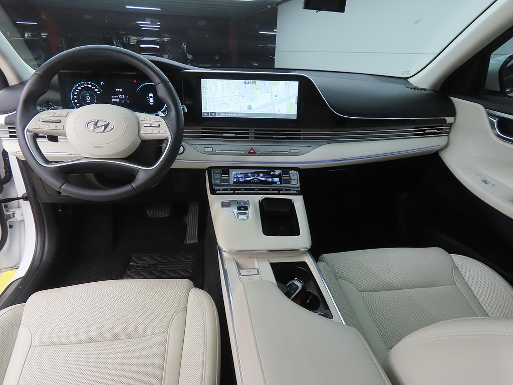 HYUNDAI Grandeur - Vista 7