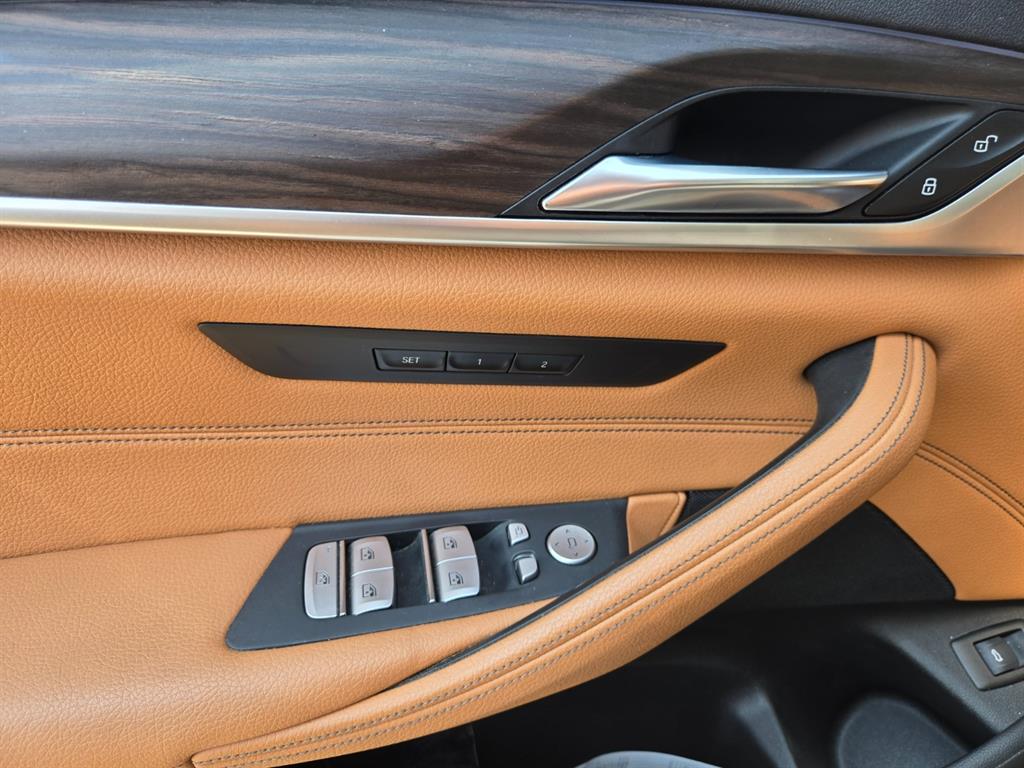 BMW 5 Series - Vista 6