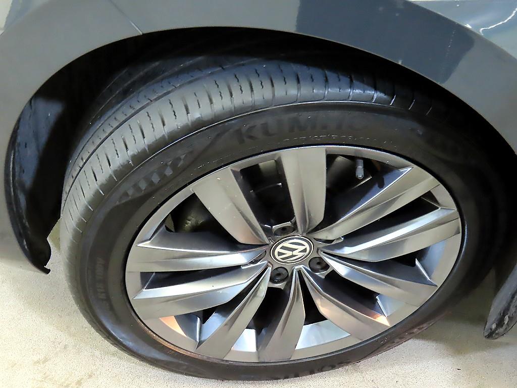 Volkswagen Arteon 2018 Gris - Importación desde Corea - HF Imports Iquique - Foto 20