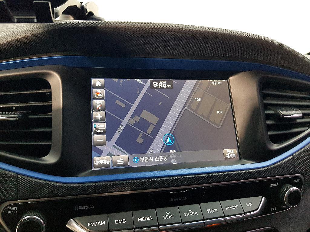 HYUNDAI Ioniq - Vista 12