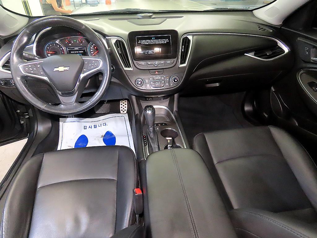Chevrolet Malibu - Vista 10