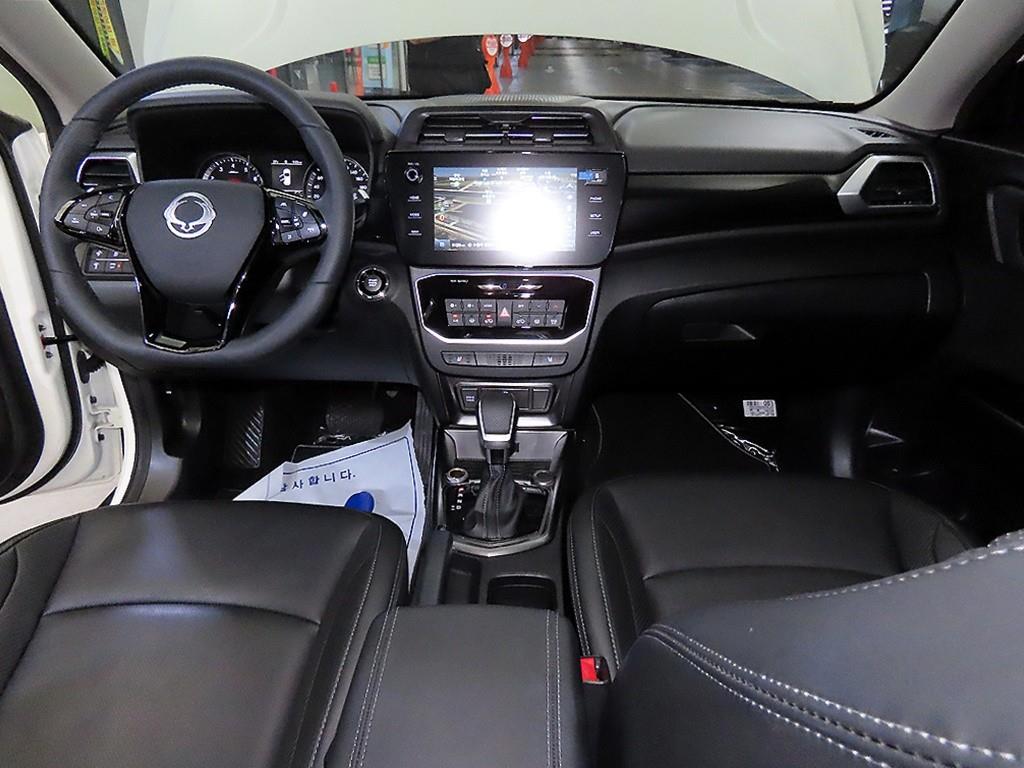 Ssangyong Tivoli - Vista 10