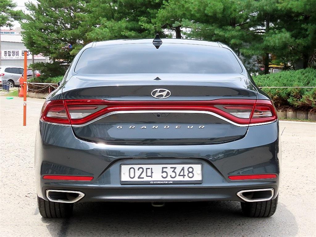 HYUNDAI Grandeur - Vista 4