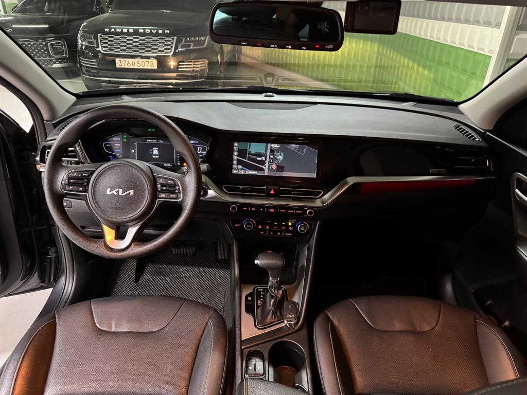 KIA Niro - Vista 8