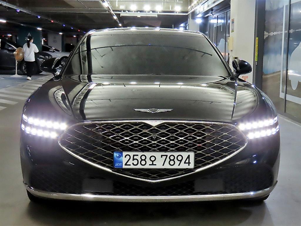 Genesis G90 - Vista 2