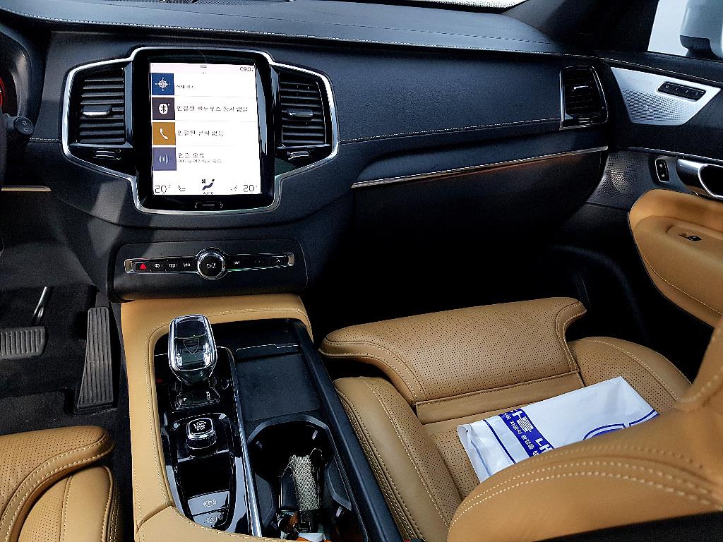 Volvo XC90 - Vista 10