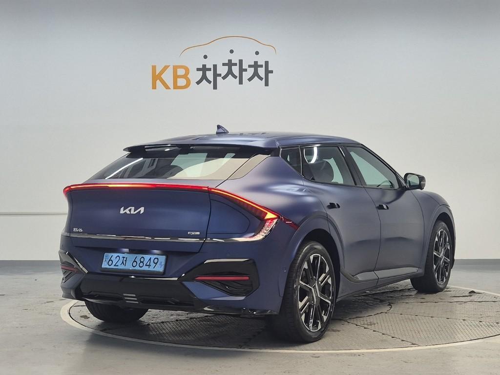 KIA EV6 - Vista 3
