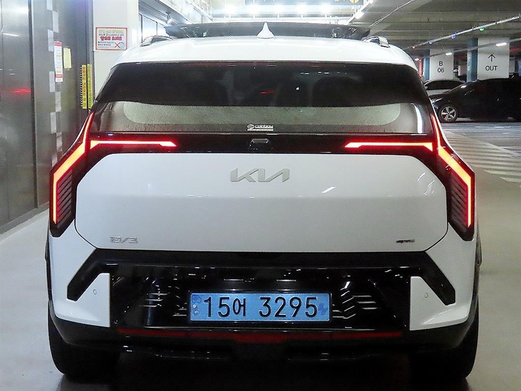 KIA EV3 - Vista 5