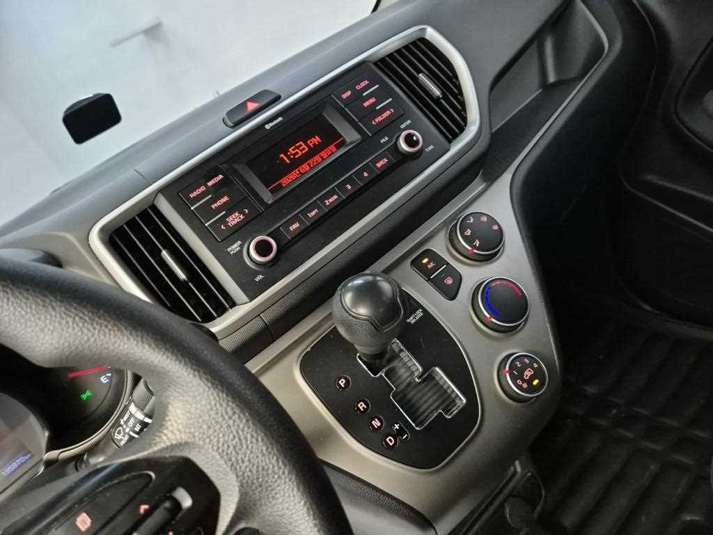 KIA Ray - Vista 10