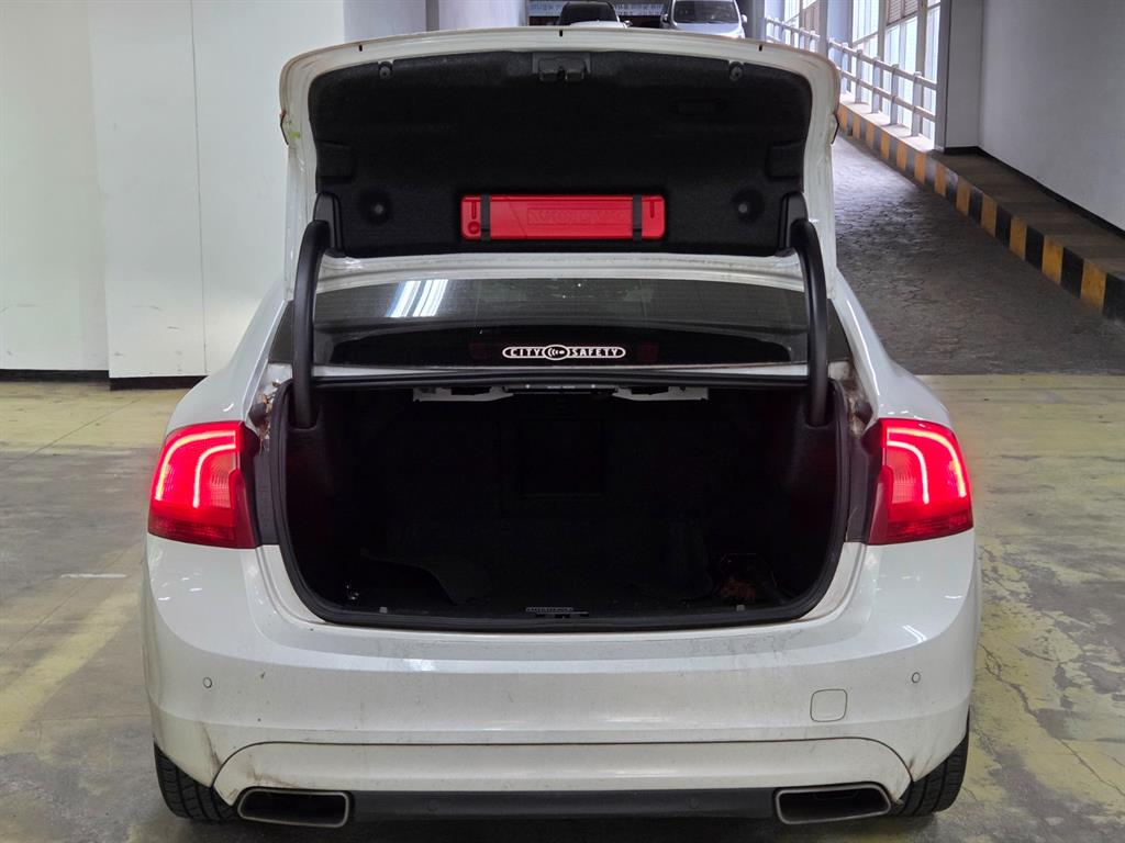 Volvo S60 2015 Blanco - Importación desde Corea - HF Imports Iquique - Foto 19