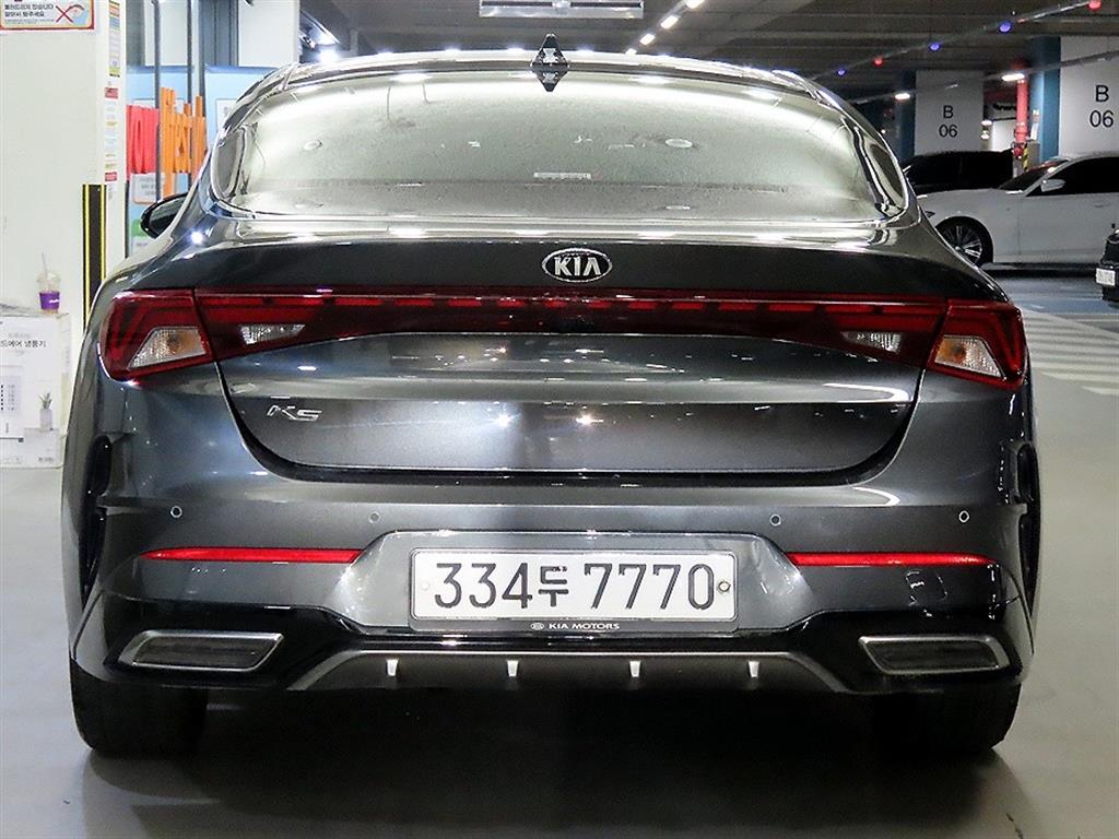 KIA K5 - Vista 5
