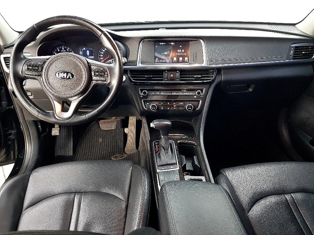 KIA K5 - Vista 5