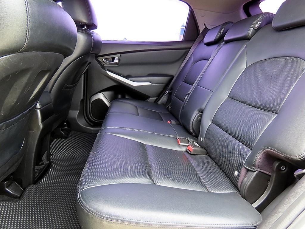 Ssangyong Korando - Vista 6