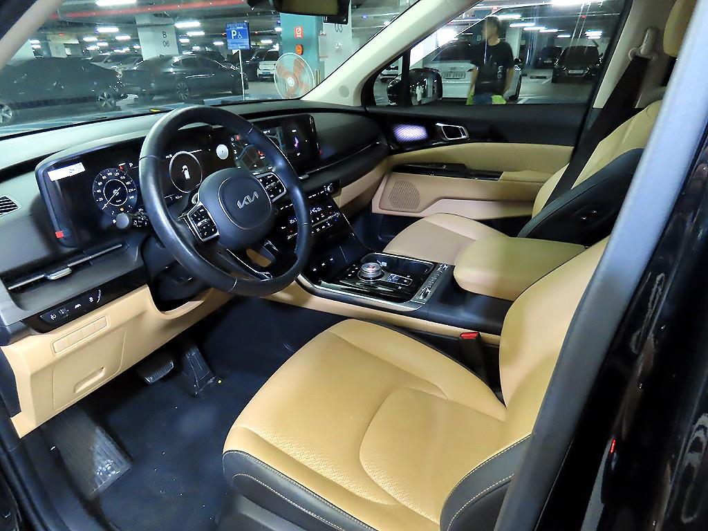 KIA Carnival - Vista 10