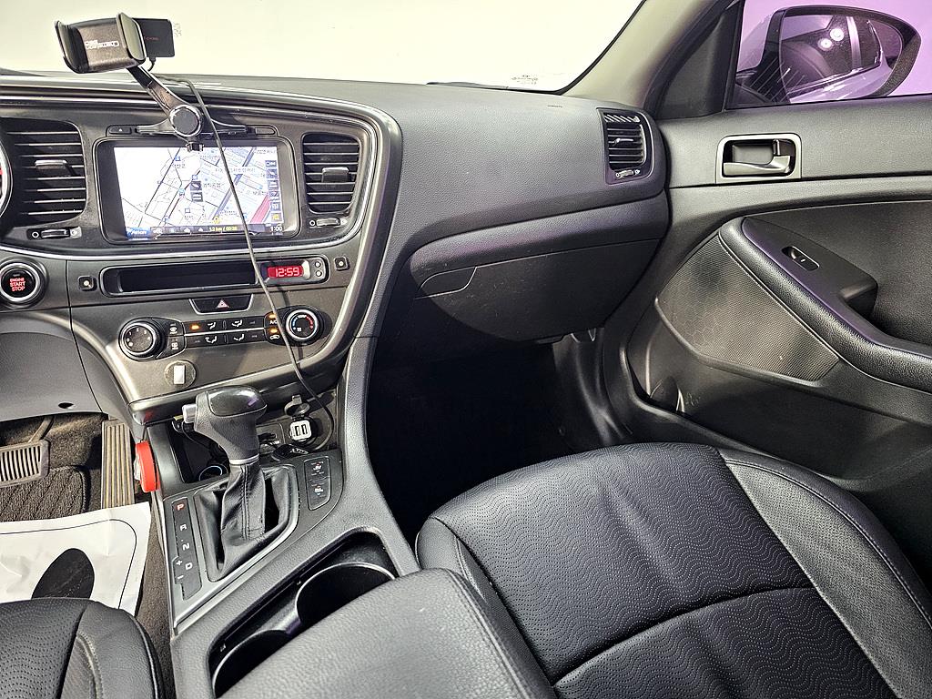 KIA K5 - Vista 10