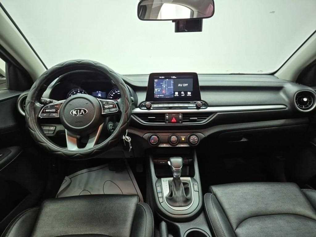 KIA K3 - Vista 7