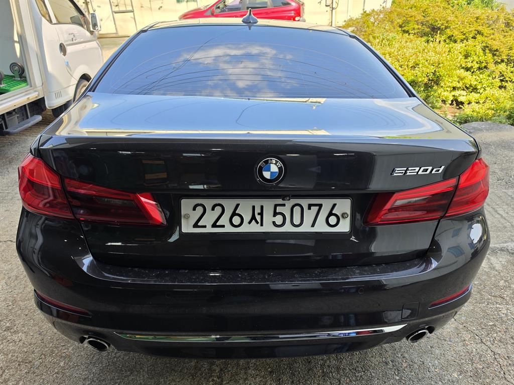 BMW 5 Series - Vista 2