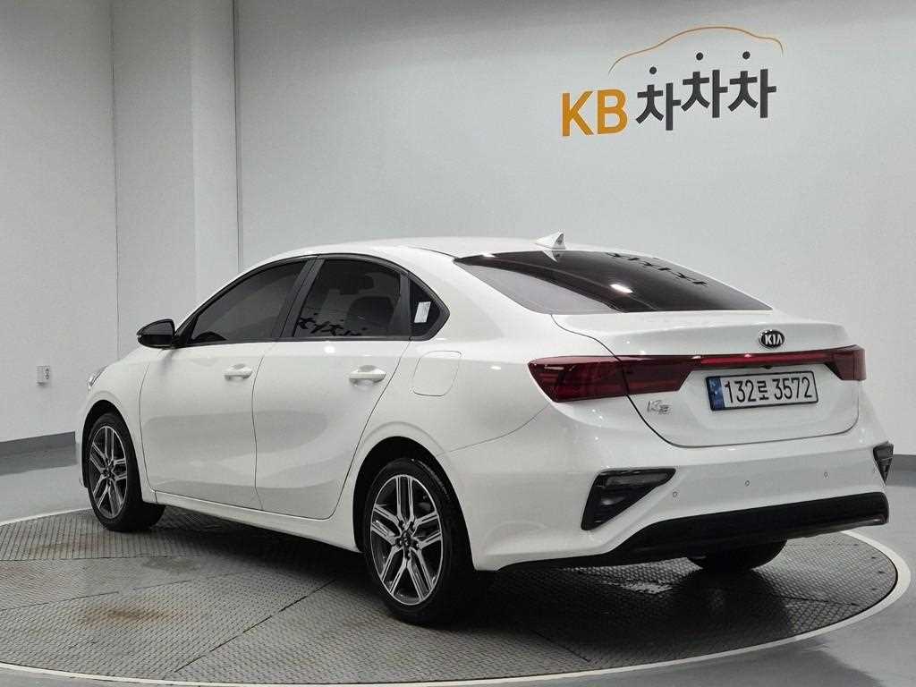 KIA K3 - Vista 2