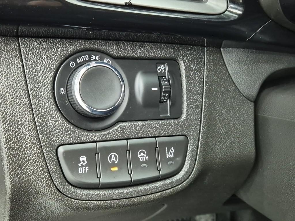 Chevrolet Spark 2018 Blanco - Importación desde Corea - HF Imports Iquique - Foto 17