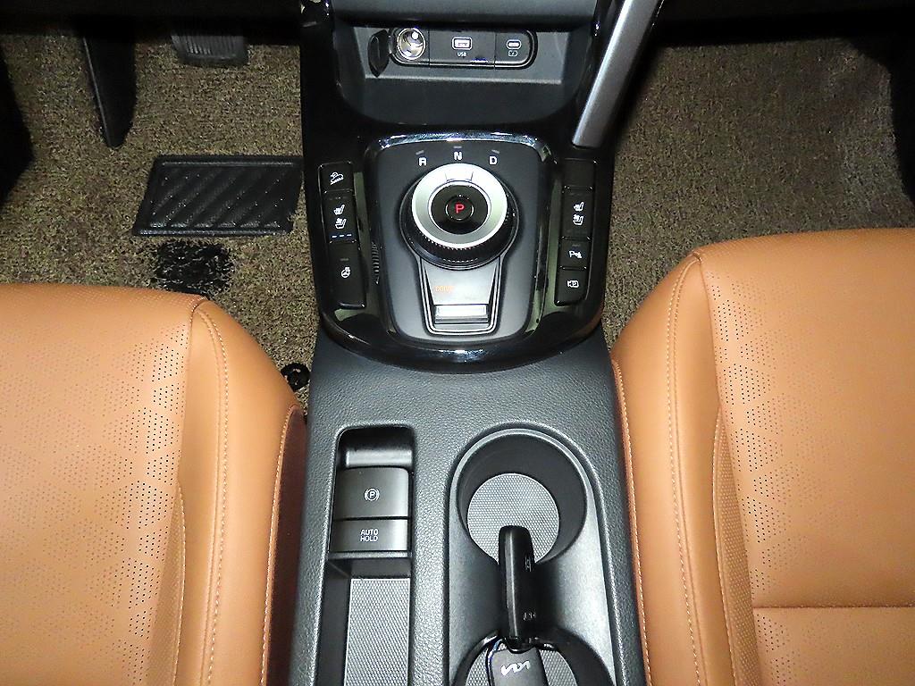 KIA Seltos - Vista 12