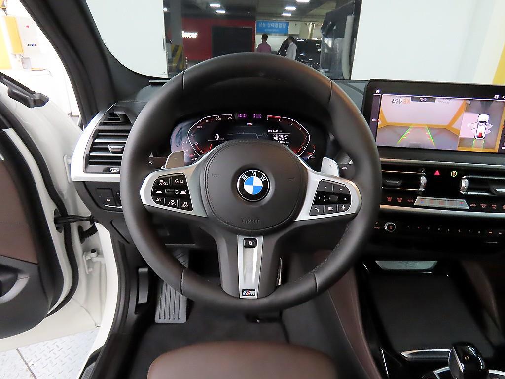 BMW X4 - Vista 9
