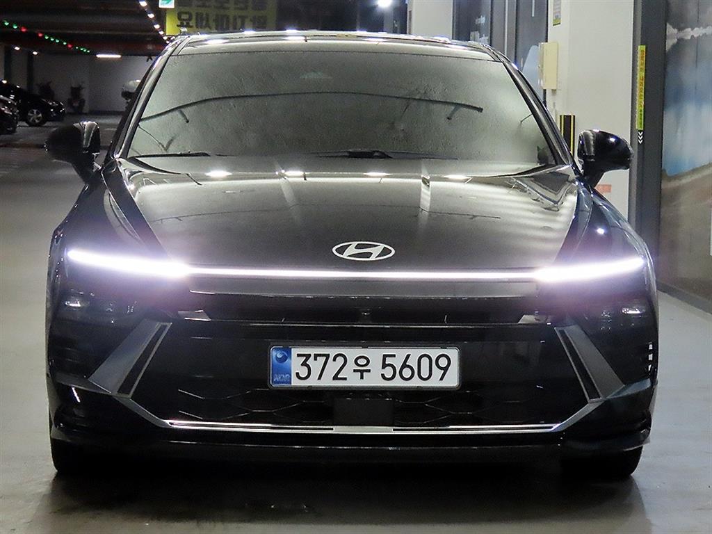 HYUNDAI Sonata - Vista 2