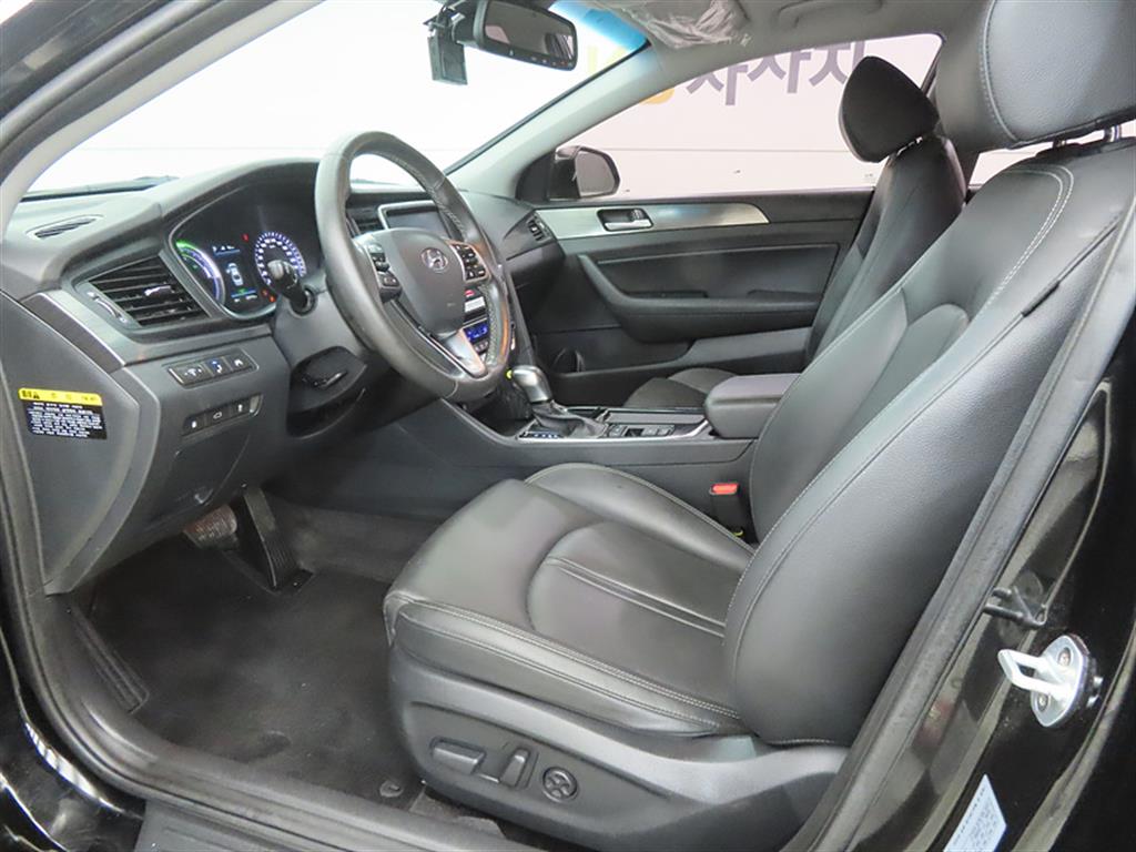 HYUNDAI Sonata - Vista 5