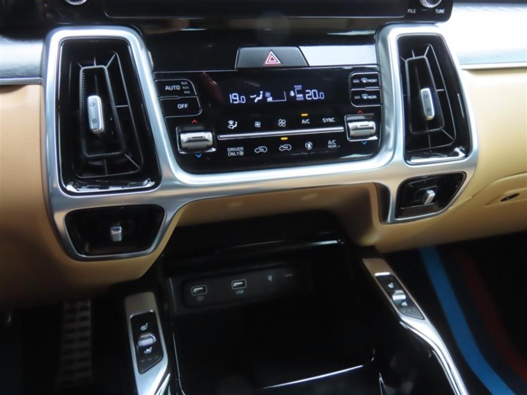 KIA Sorento - Vista 7