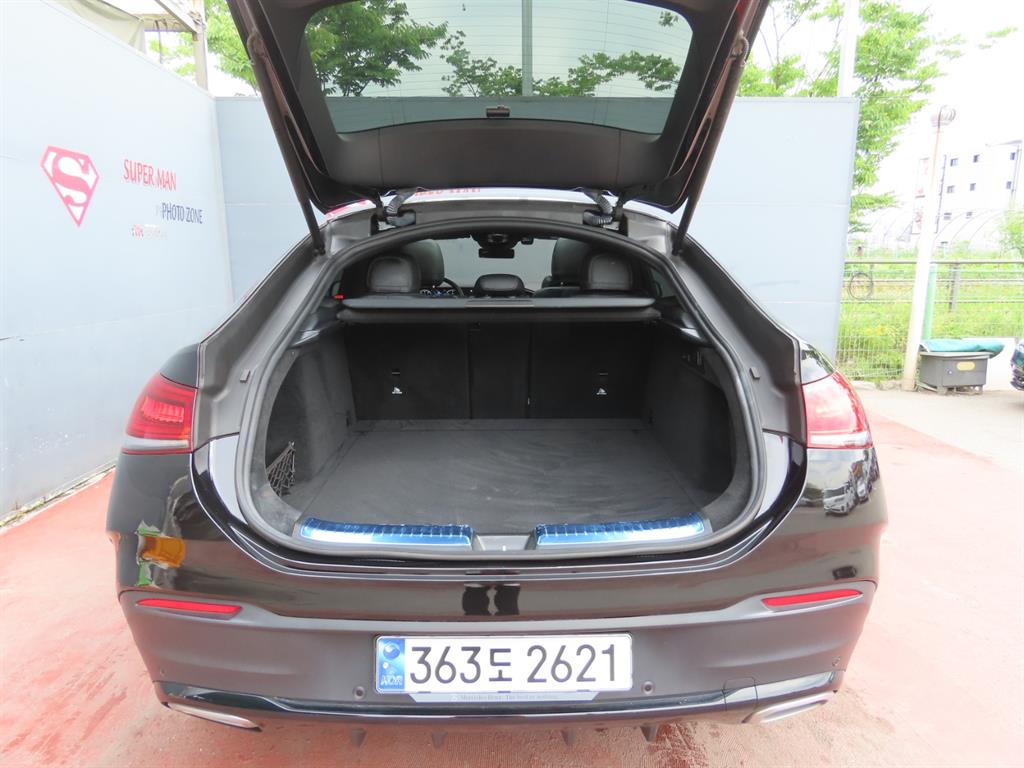 Mercedes Benz GLE Class - Vista 5