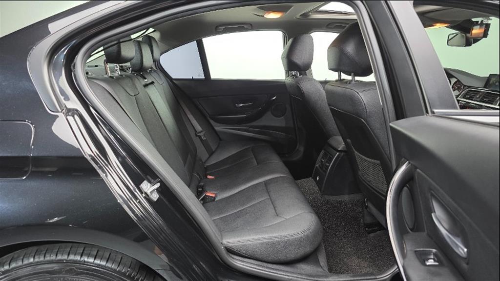 BMW 3 series - Vista 11