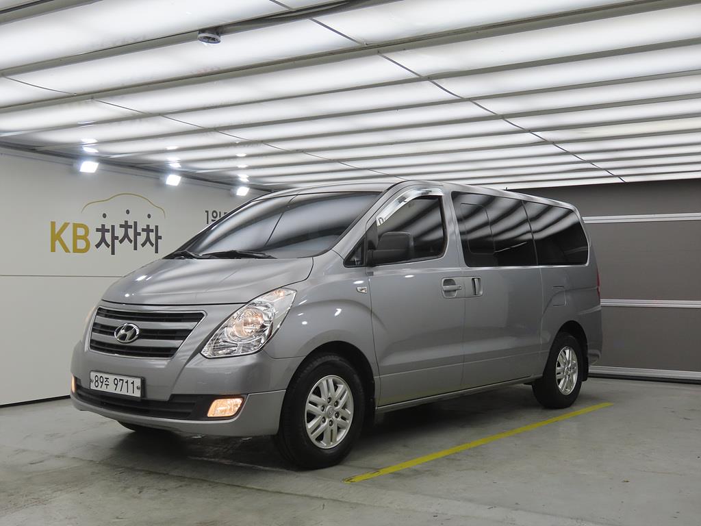 HYUNDAI Starex 2015 Plateado - Importación desde Corea - HF Imports Iquique - Foto 1