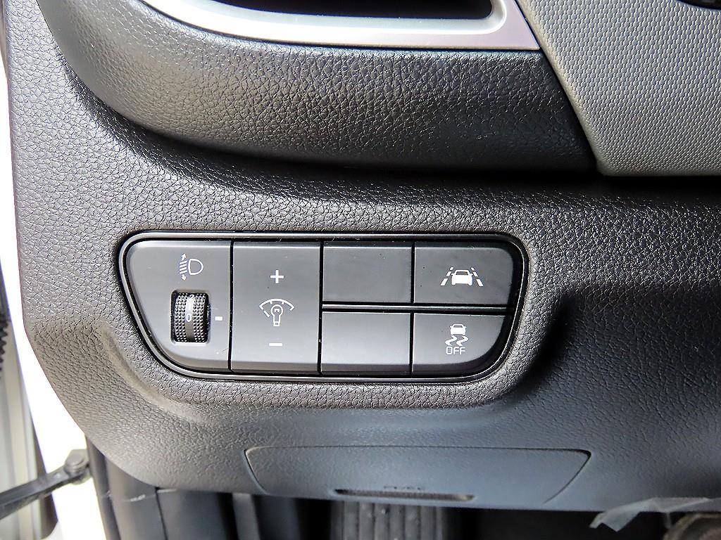 KIA Seltos - Vista 12