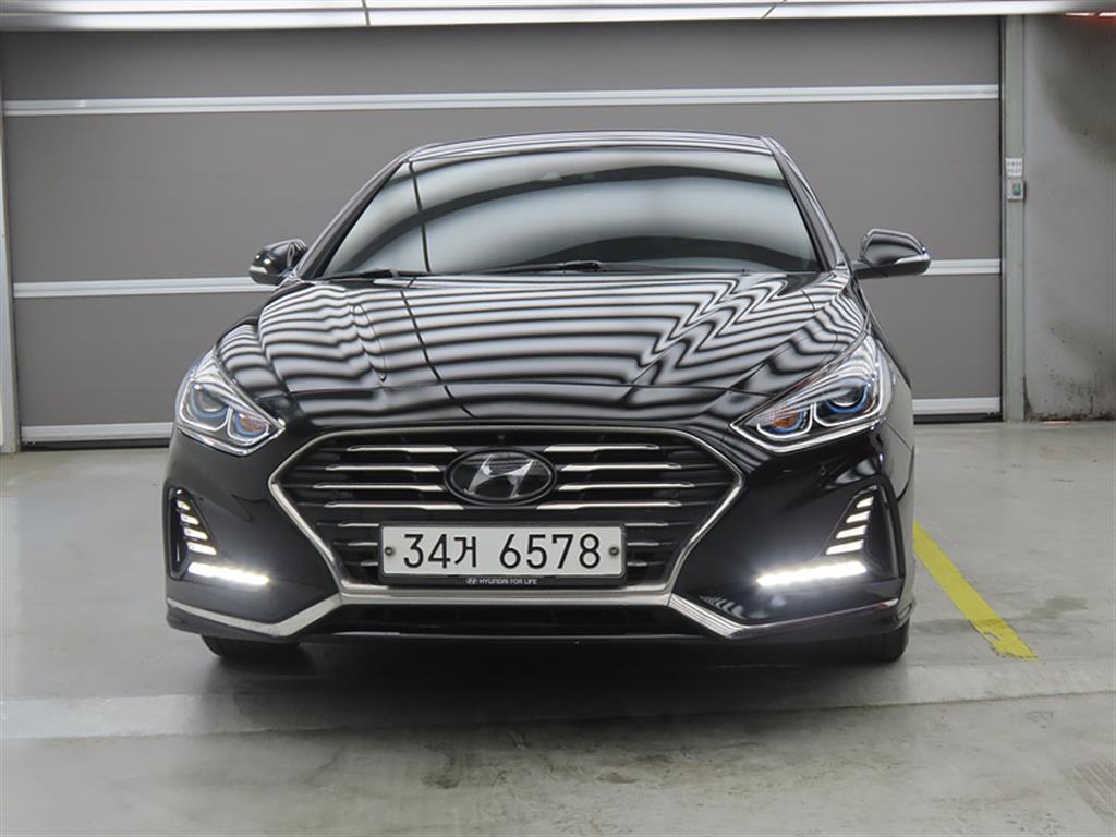 HYUNDAI Sonata - Vista 2