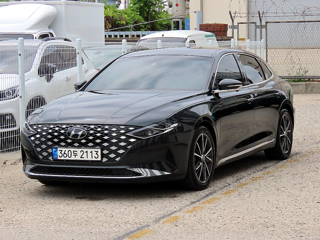 HYUNDAI Grandeur - Vista 2