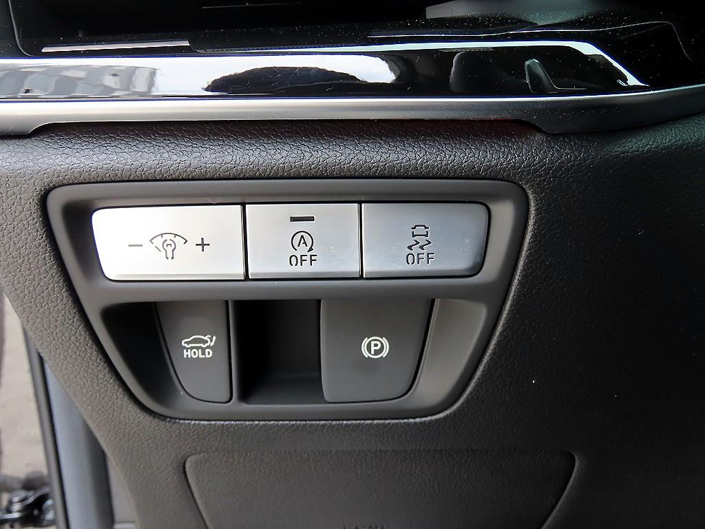 Genesis G80 - Vista 12