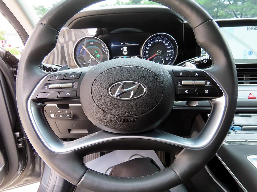 HYUNDAI Grandeur - Vista 8