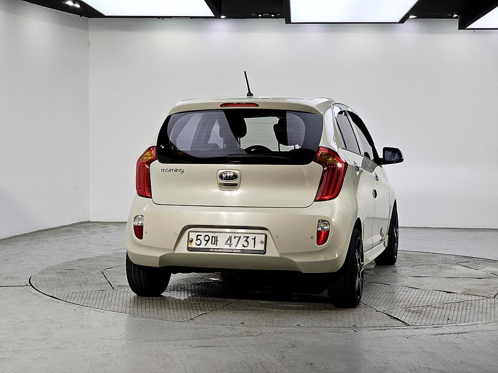 KIA Morning - Vista 3