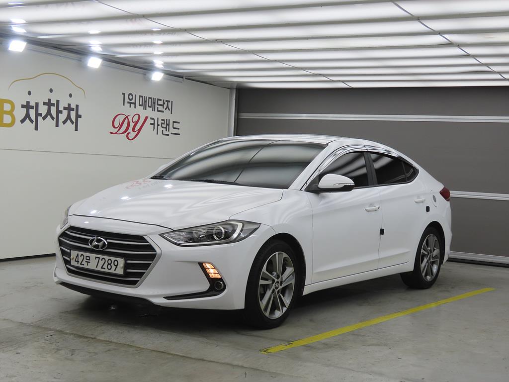 HYUNDAI Avante 2017 Blanco - Importación desde Corea - HF Imports Iquique - Foto 1