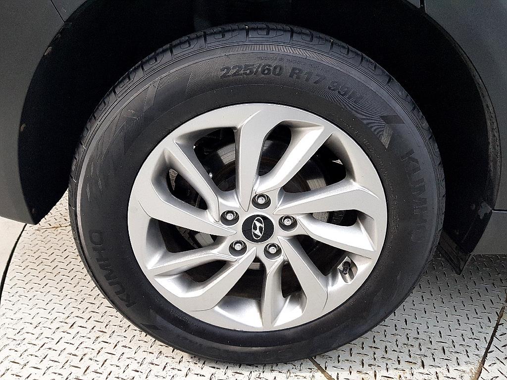 HYUNDAI Tucson 2017 Gris - Importación desde Corea - HF Imports Iquique - Foto 20