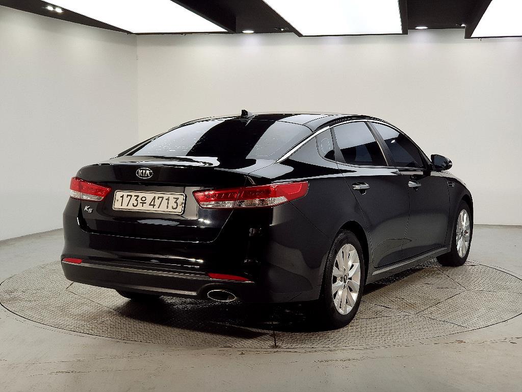 KIA K5 - Vista 4