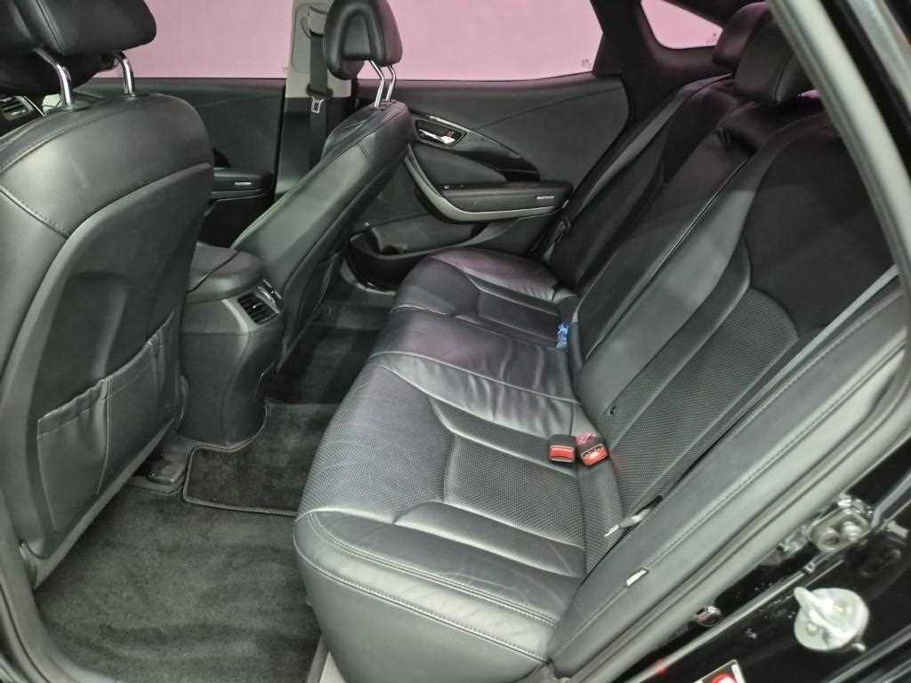 HYUNDAI Grandeur - Vista 12